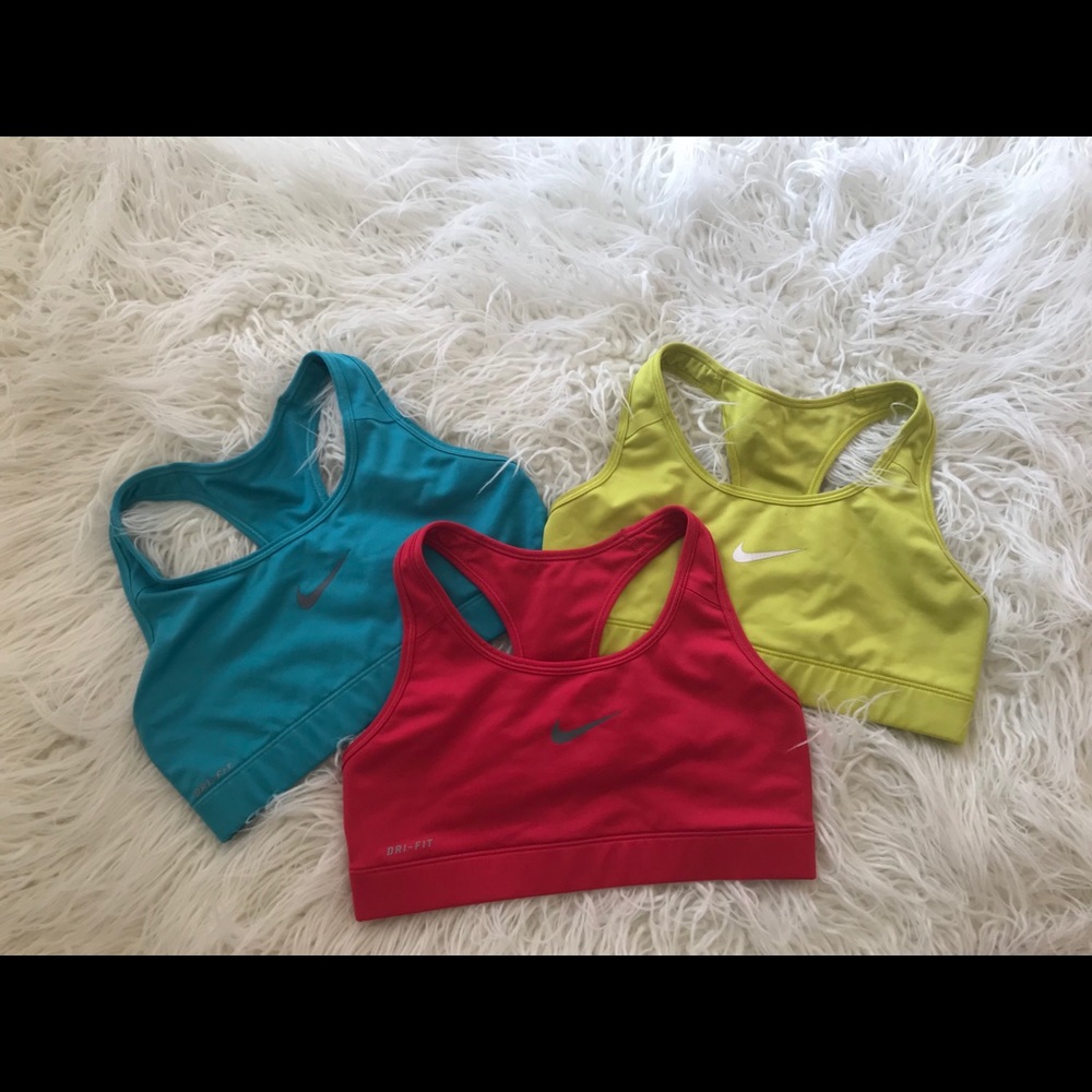 Nike sports bra